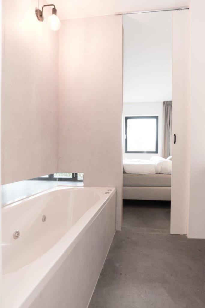 City Centre Loft On The Historic Canal Utrecht Extérieur photo